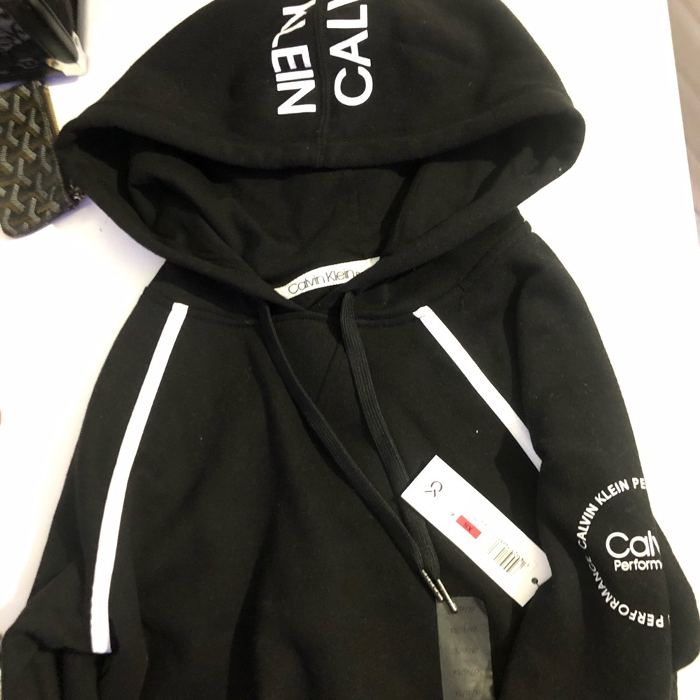 Calvin Klein hoodie new w tag never worn!